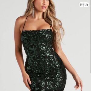 Windsor Elegant Black and Green Sequin Dress Size Small